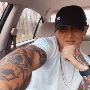 Meet your Posher, Eric